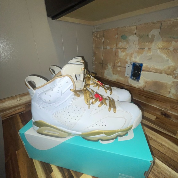 2012 NIKE AIR JORDAN RETRO GOLDEN MOMENT PACK GMP WHITE GOLD 6 VI 384664 135 OG - Picture 2 of 8